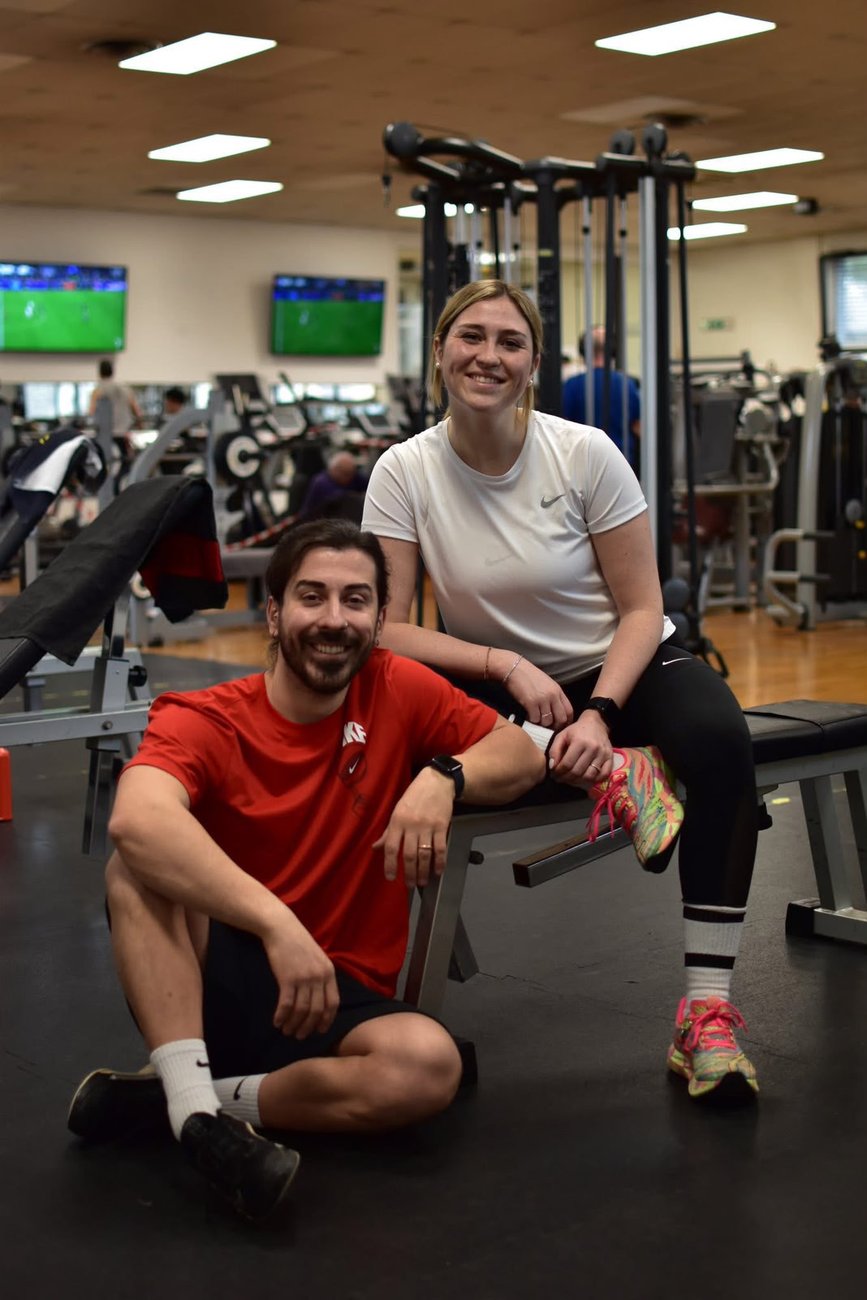 Klaudio Sota con una cliente in palestra a Bologna